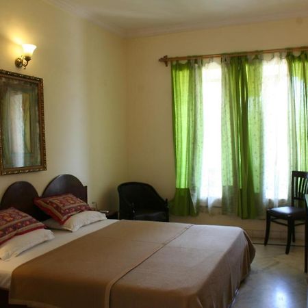Pratap Palace Chittorgarh 外观 照片