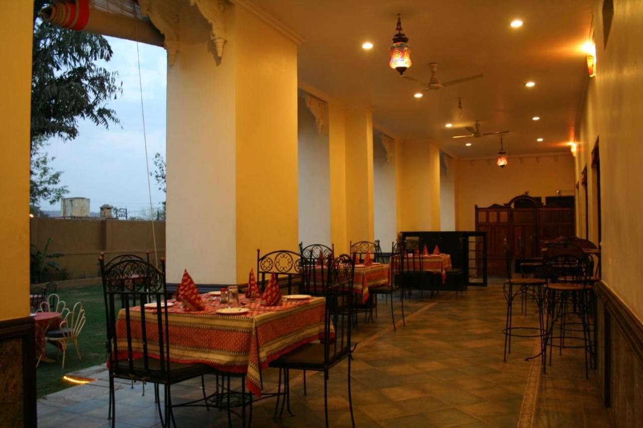 Pratap Palace Chittorgarh 外观 照片