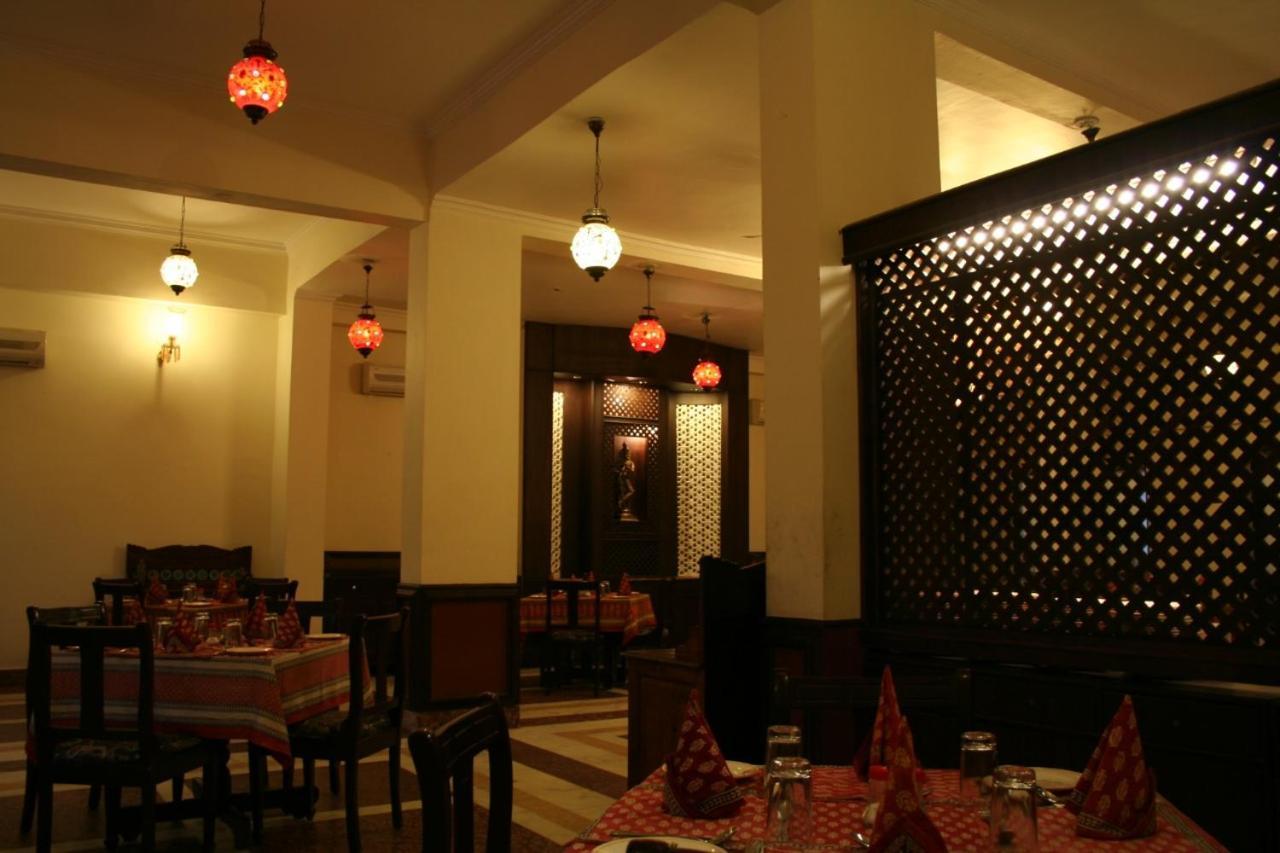 Pratap Palace Chittorgarh 外观 照片