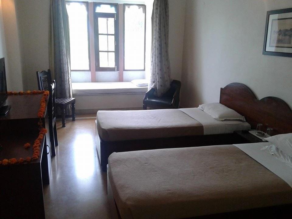 Pratap Palace Chittorgarh 外观 照片